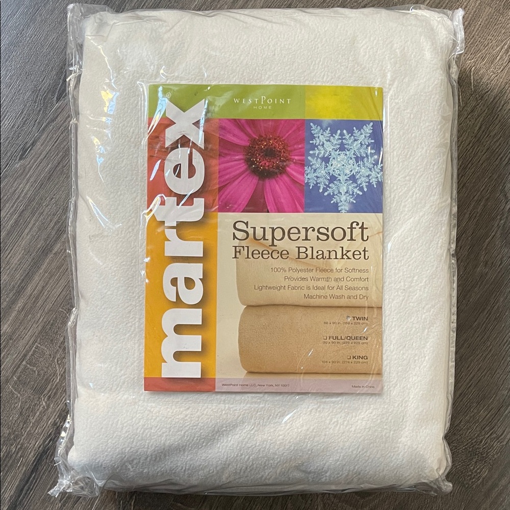 WESTPOINT Home "Supersoft" Fleece Blanket - All Season Cozy Comfort
